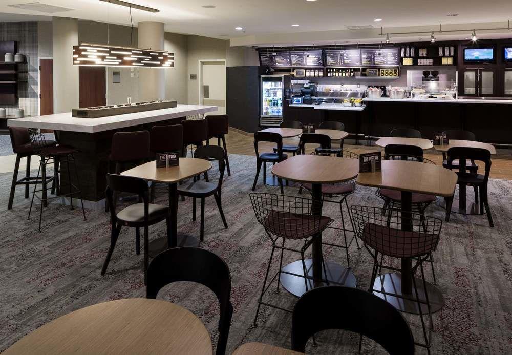 Courtyard By Marriott Miami At Dolphin Mall Sweetwater Exterior foto
