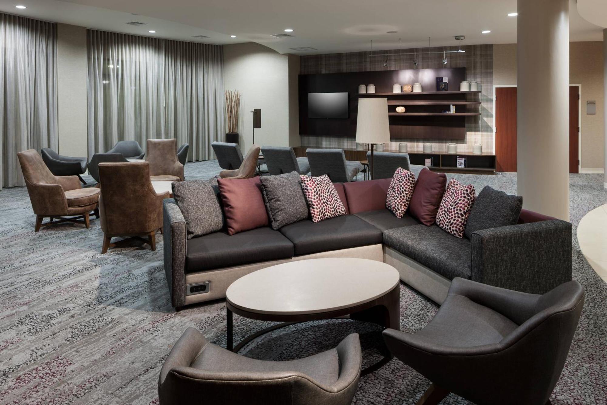 Courtyard By Marriott Miami At Dolphin Mall Sweetwater Exterior foto