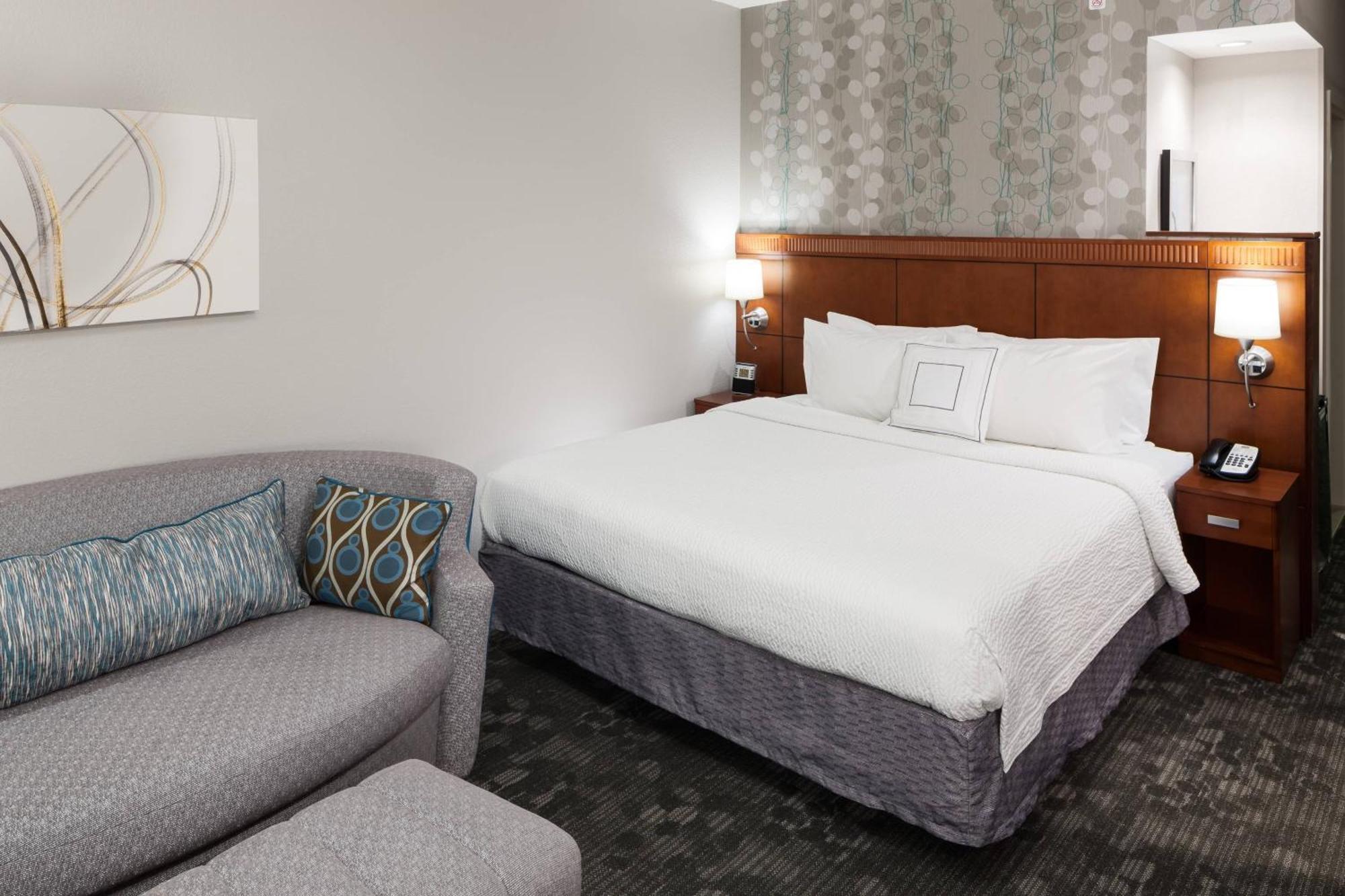 Courtyard By Marriott Miami At Dolphin Mall Sweetwater Exterior foto